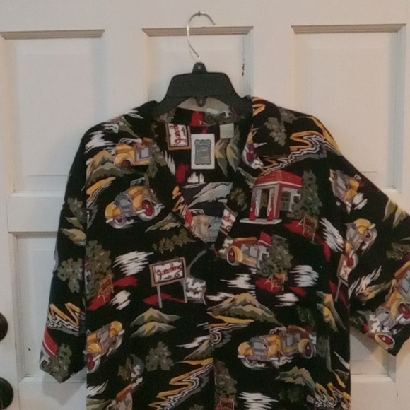 Vintage Cars & Gas Stations Printed Black Men's Short Sleeve Comfy Shirt Size XL - Picture 8 of 9